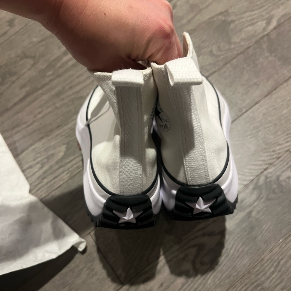 Converse Run Star Hike Platform High Top
Women's 116799C - Picture 10 of 11